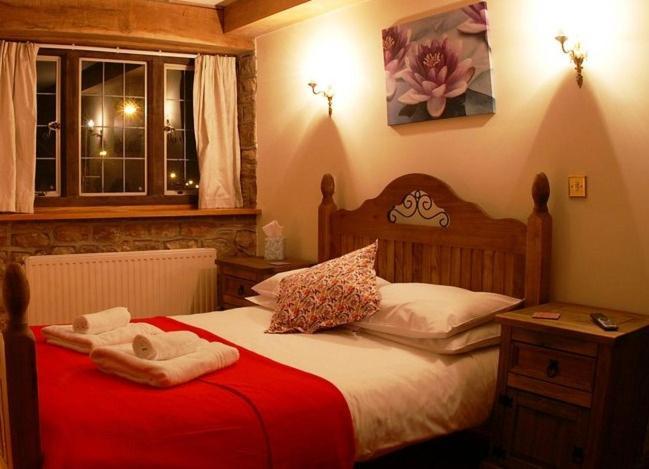 The George Inn & Millingbrook Lodge Ltd Lydney Eksteriør bilde