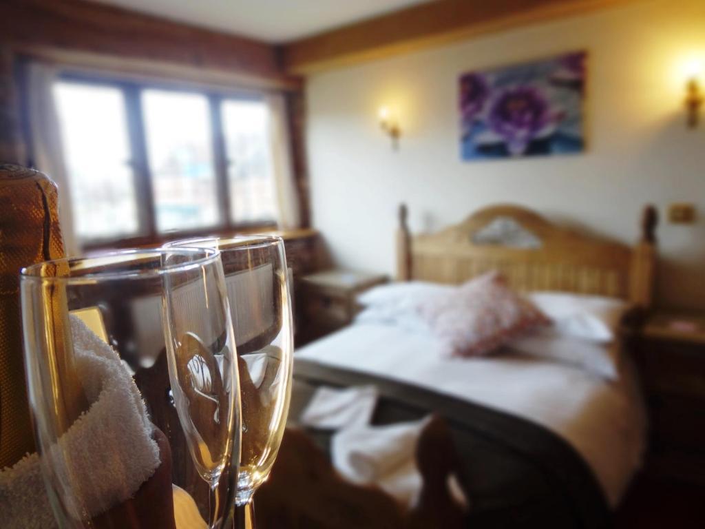 The George Inn & Millingbrook Lodge Ltd Lydney Eksteriør bilde